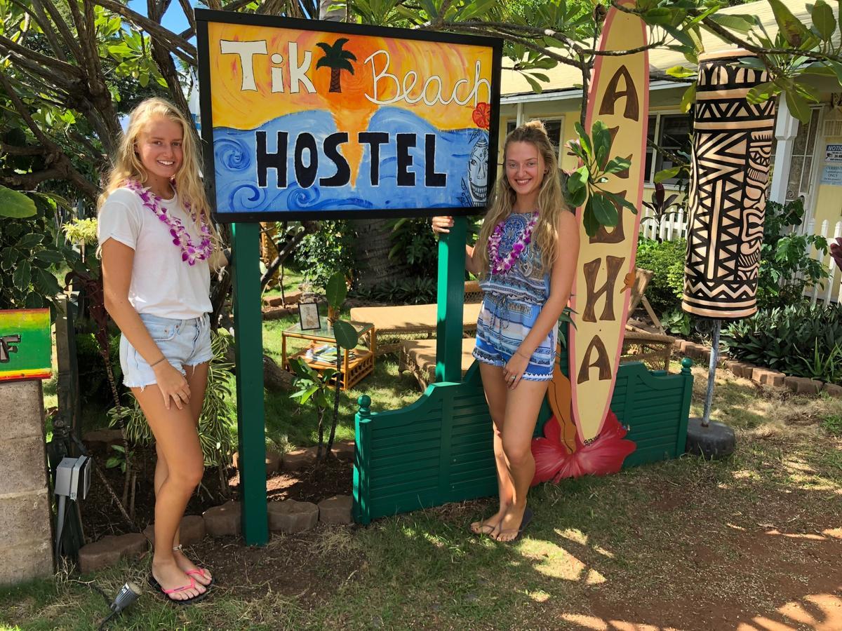 Tiki Beach Hostel-At The Beach In Lahaina Exterior photo